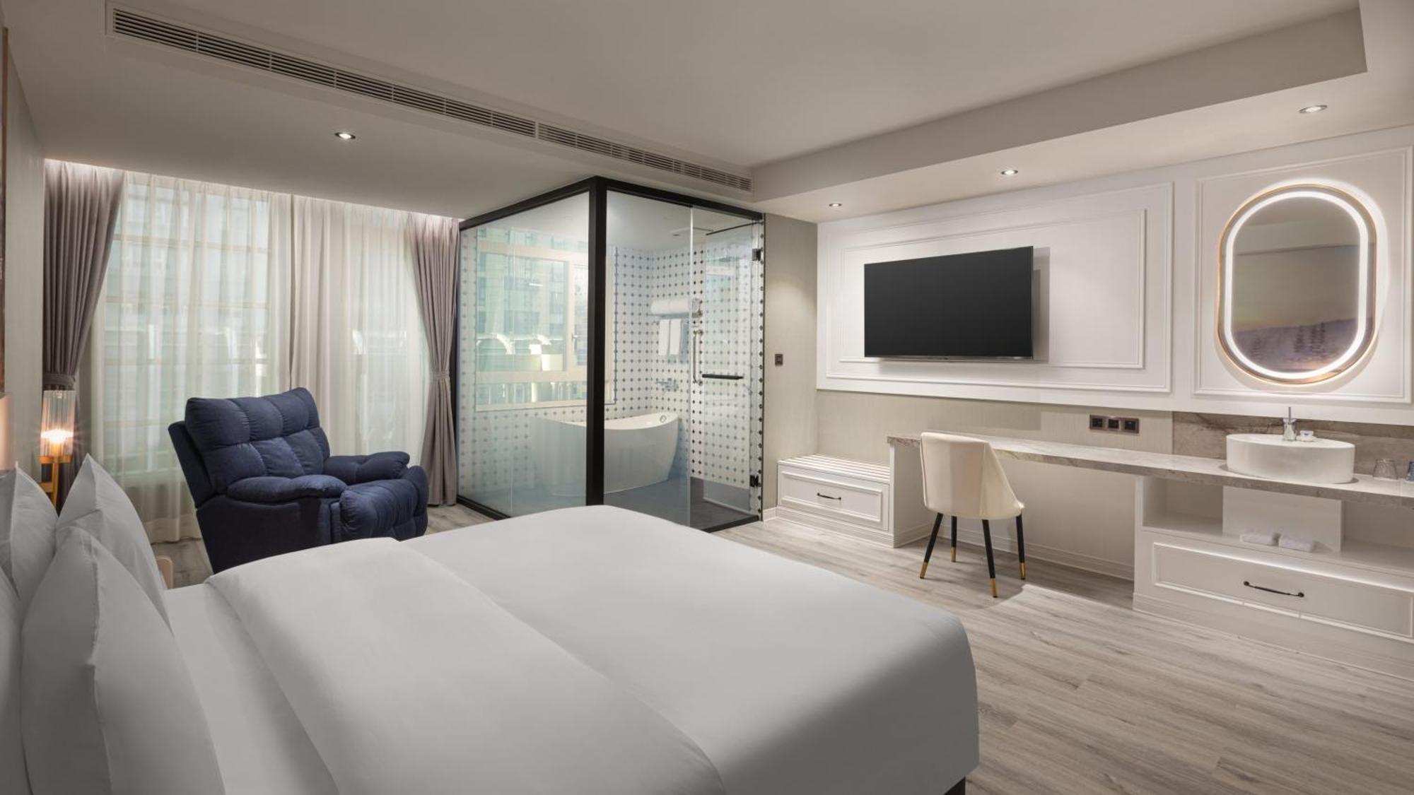 Tryp By Wyndham New Taipei Linkou 新北林口爵怡溫德姆酒店機場捷運mrta9林口站 Bagian luar foto